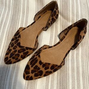 Women Cheetah Leopard print slip on dress work flats shoes - Old Navy Size 8